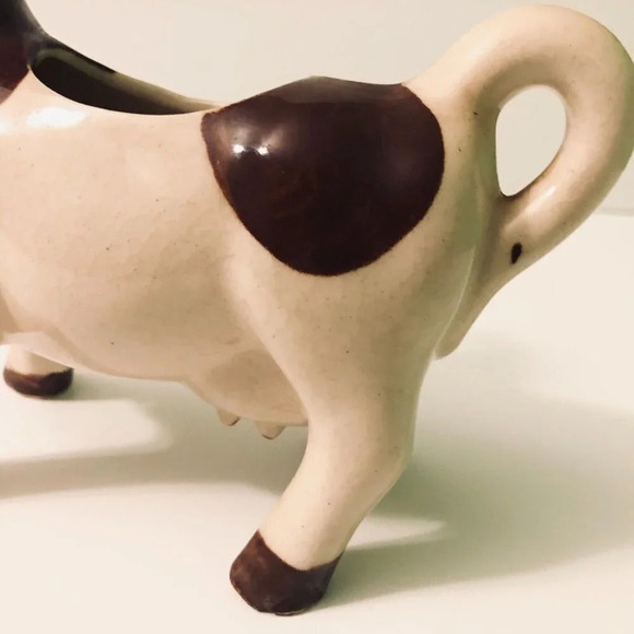 Vintage  Ceramic Cow Creamer Figurine 7 Inch Long Japan - Picture 9 of 13